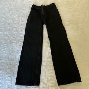Abercrombie & Fitch The 90’s Relaxed Jean High Rise